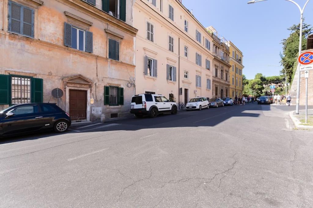 Beautiful Vatican Apartment